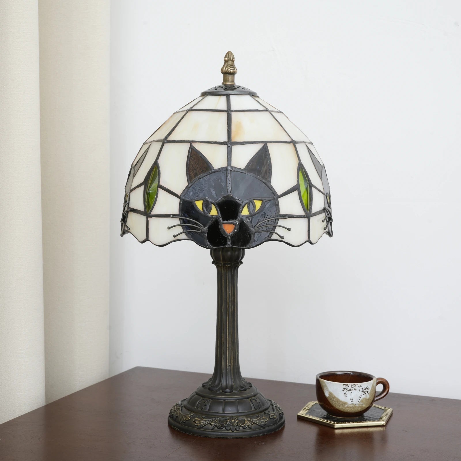 Cute Black Cat Bedside Table Lamp – Vintage Animal Desk Lamp with Free Shipping