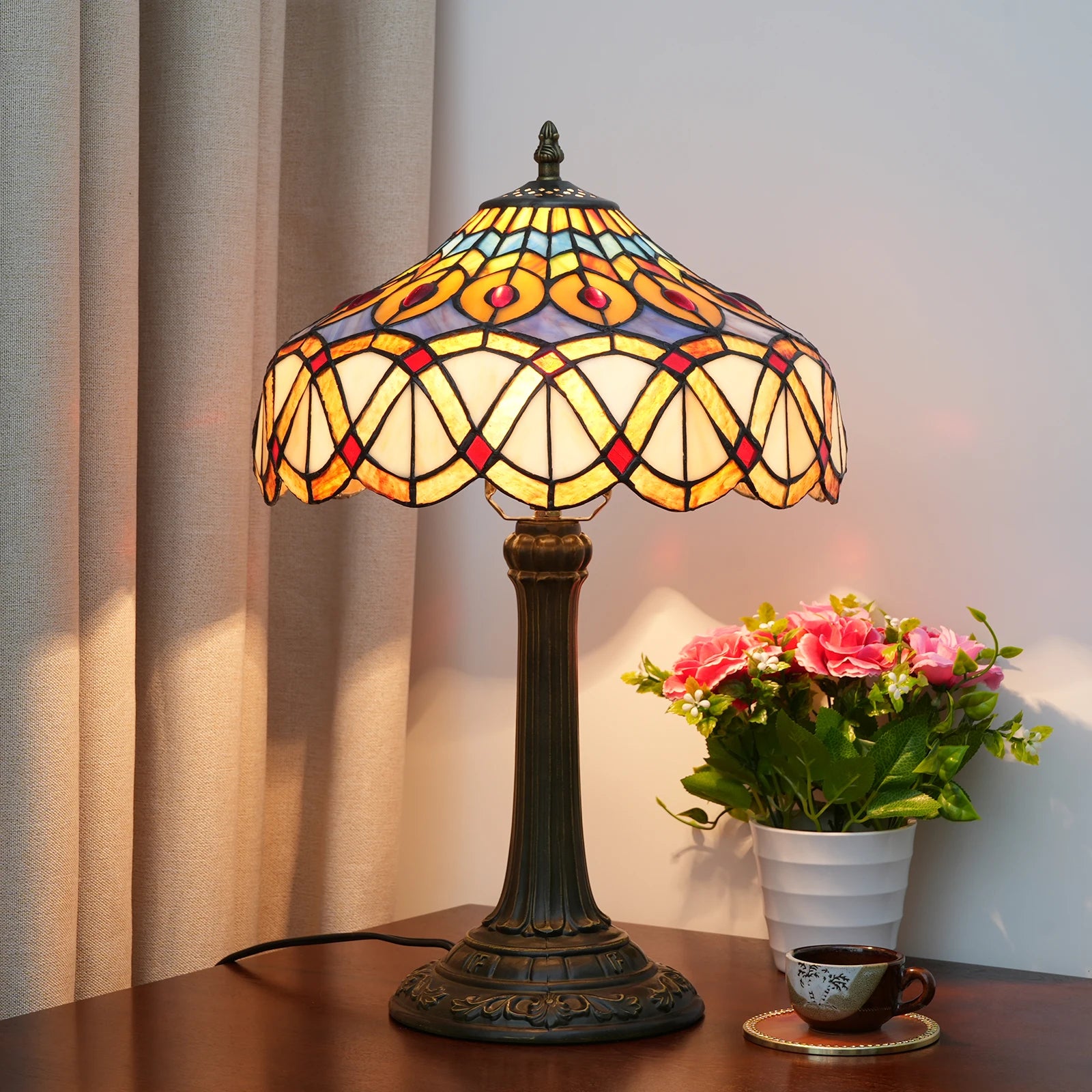 Peacock Stained Glass Table Lamp – Vintage Bedside Reading Lamp for Home Decor